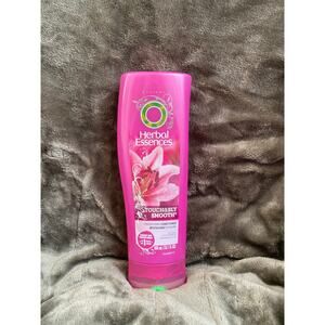 Herbal Essence | Touchable Smooth | Straightening Conditioner | 10.1fl.oz NOS